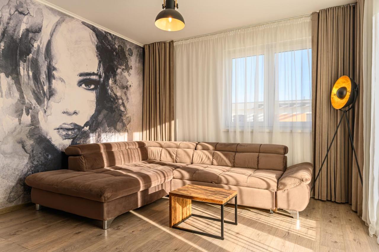 Апартаменты Koa - Moon Penthouse Брашов Экстерьер фото