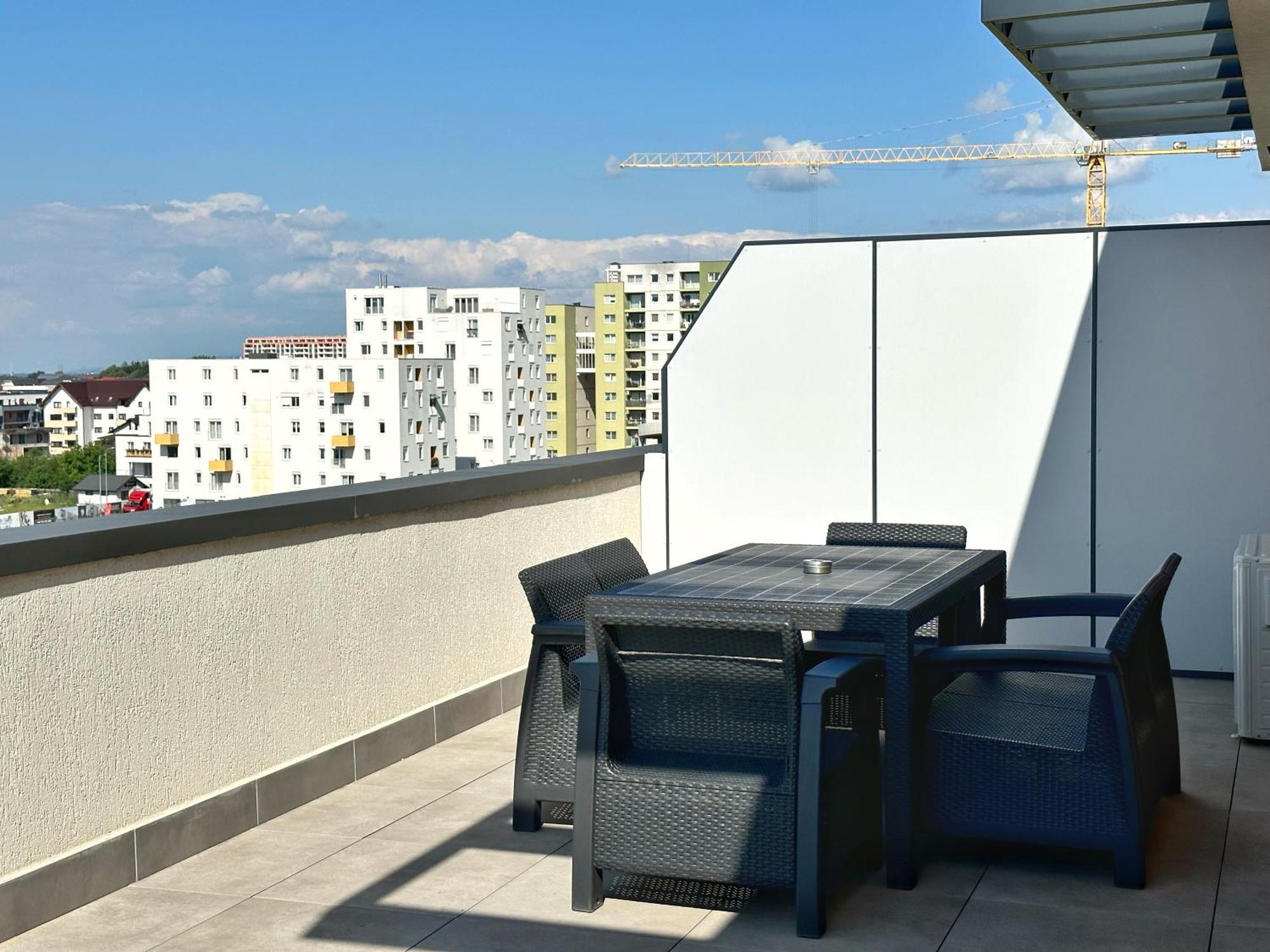 Апартаменты Koa - Moon Penthouse Брашов Экстерьер фото